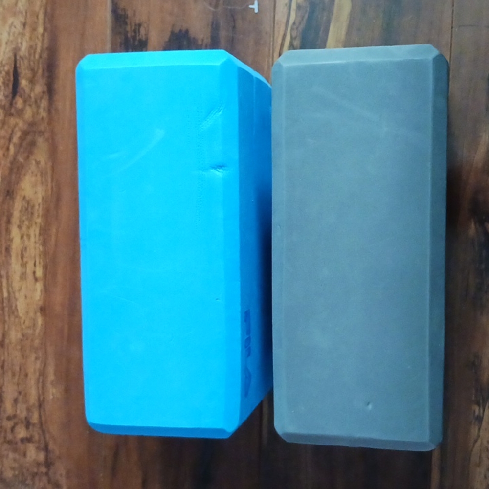 2 Fila Yoga Block Brick, pilates gym home workout exercise fitness - Picture 6 of 6